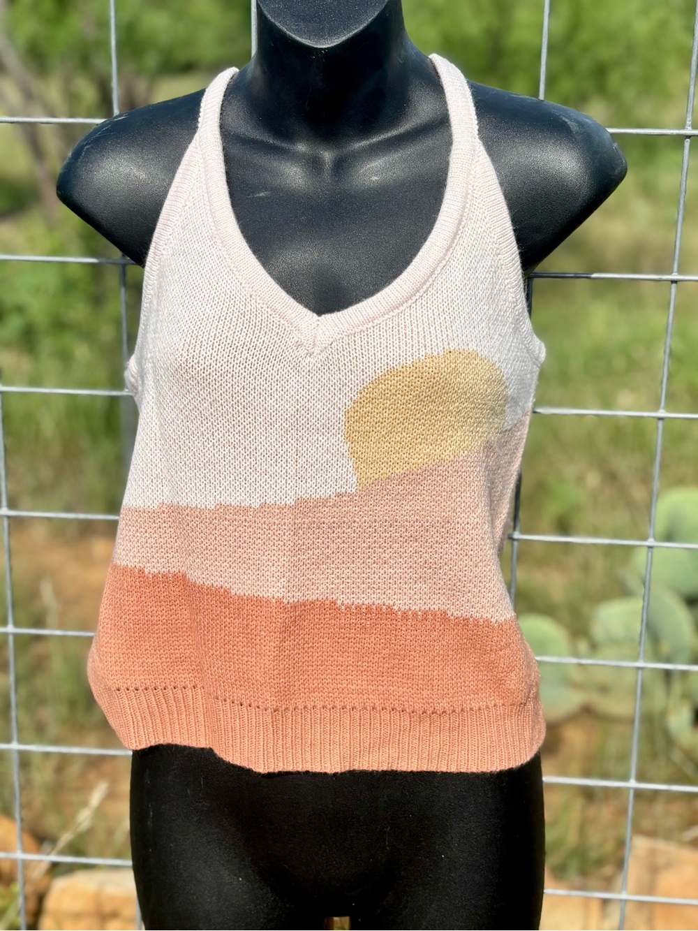 Sunrise Knit Crop Tank Top - Peach/Cream